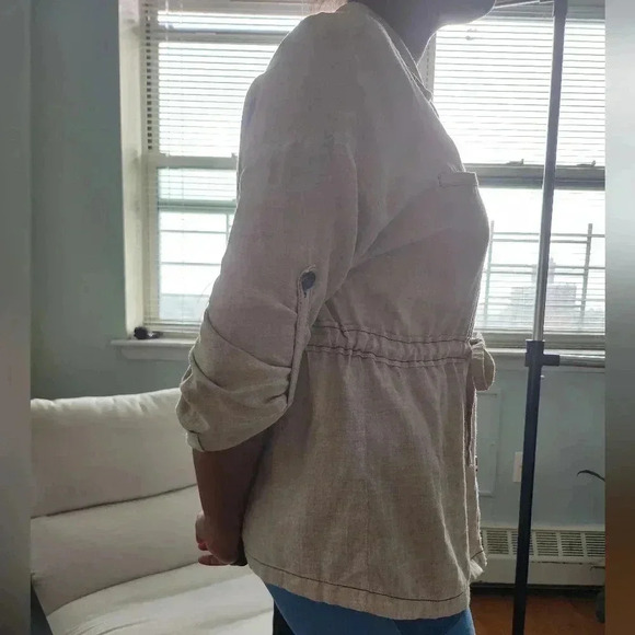 Zara-lightweight‎ jacket - Picture 3 of 13